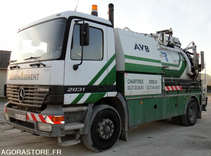 MERCEDES ACTROS 2031 Hydrocureur 2001 (475000KM) ROULANT Pb BV EXPORT UNIQUEMENT - משאית ואקום: תמונה 2 MERCEDES ACTROS 2031 Hydrocureur 2001 (475000KM) ROULANT Pb BV EXPORT UNIQUEMENT - משאית ואקום: תמונה 2