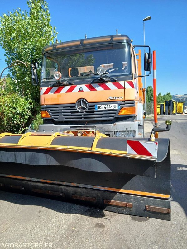 MERCEDES CAMION BENNE - 2000 - 193905 KMS - משאית: תמונה 1 MERCEDES CAMION BENNE - 2000 - 193905 KMS - משאית: תמונה 1