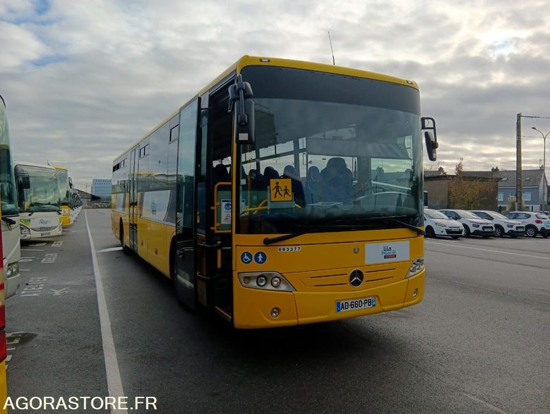 MERCEDES INTOURO N°093377 - אוטובוס בית ספר: תמונה 1 MERCEDES INTOURO N°093377 - אוטובוס בית ספר: תמונה 1