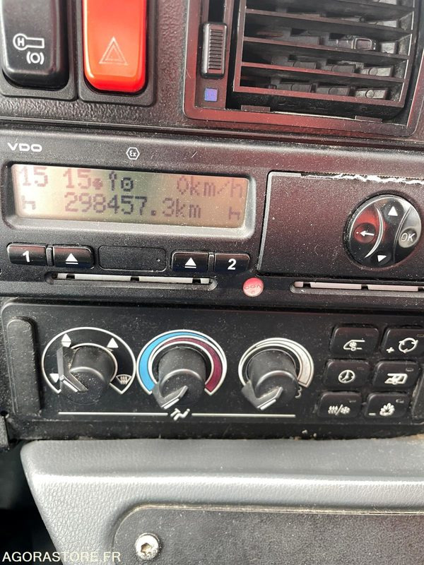 MERCEDES INTOURO N°095010 - אוטובוס בית ספר: תמונה 3 MERCEDES INTOURO N°095010 - אוטובוס בית ספר: תמונה 3