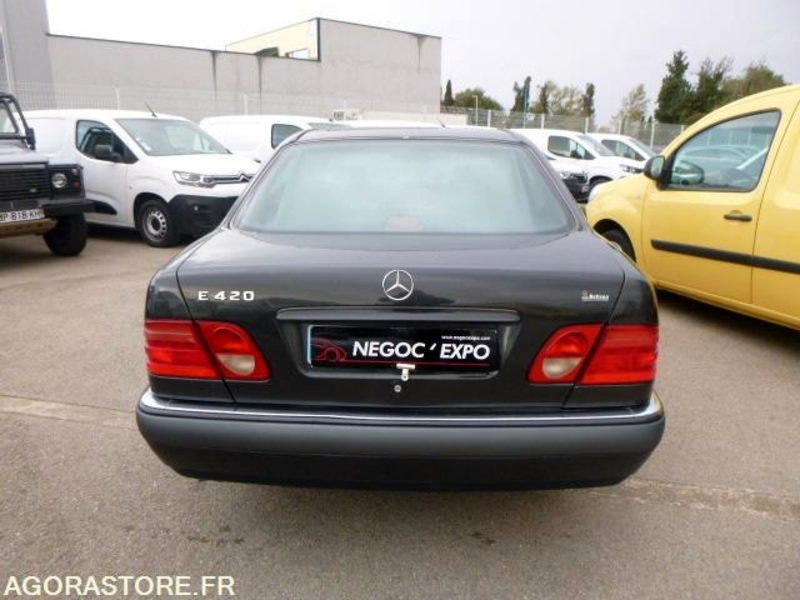 מכונית MERCEDES classe E 420 v8 W210 - 1996 - immatriculation espagnole vente pour pro: תמונה 7 מכונית MERCEDES classe E 420 v8 W210 - 1996 - immatriculation espagnole vente pour pro: תמונה 7