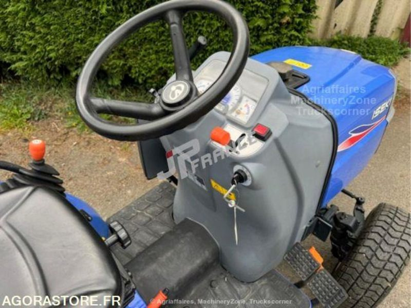 MICROTRACTEUR ISEKI 3185 16CV BOITE MECA ROUES GAZON CARTE GRISE - טרקטור חקלאי: תמונה 4 MICROTRACTEUR ISEKI 3185 16CV BOITE MECA ROUES GAZON CARTE GRISE - טרקטור חקלאי: תמונה 4