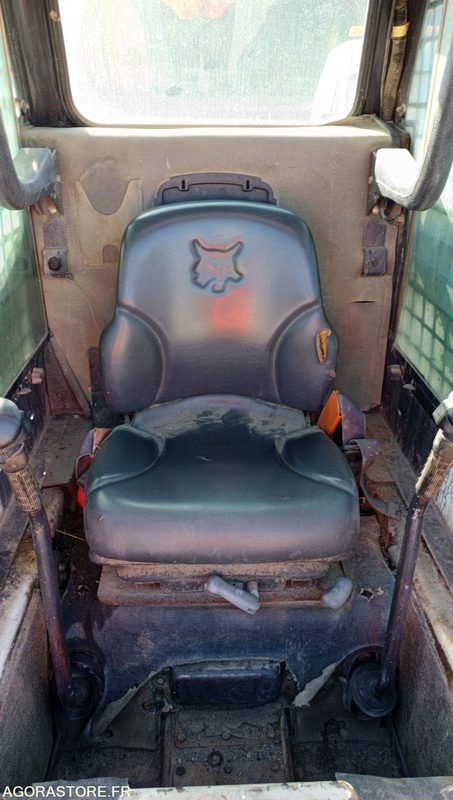 MINI CHARGEUR BOBCAT S130 - 2012 - 4758H - מעמיס: תמונה 5 MINI CHARGEUR BOBCAT S130 - 2012 - 4758H - מעמיס: תמונה 5