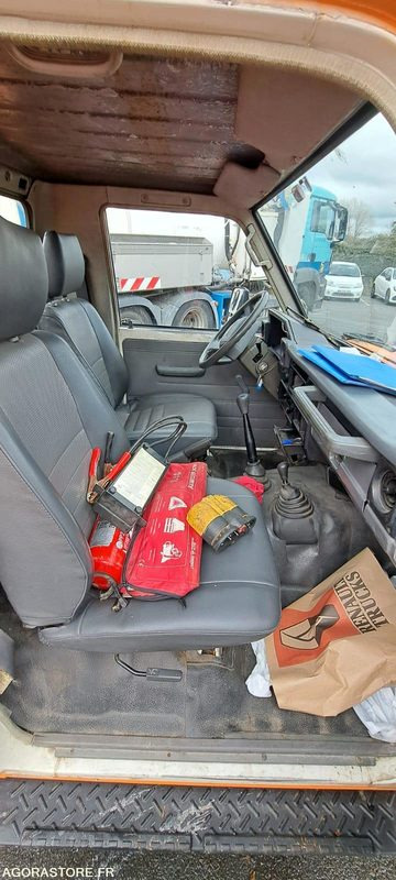 MINI COMBINE RIVARD/TOYOTA 2002 DW724WF (VENTE UNIQUEMENT EXPORT) - SUV: תמונה 2 MINI COMBINE RIVARD/TOYOTA 2002 DW724WF (VENTE UNIQUEMENT EXPORT) - SUV: תמונה 2
