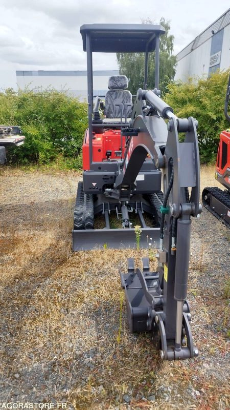 MINI-PELLE MOTEUR KUBOTA - HUAYEE HY20 - מחפר: תמונה 1 MINI-PELLE MOTEUR KUBOTA - HUAYEE HY20 - מחפר: תמונה 1