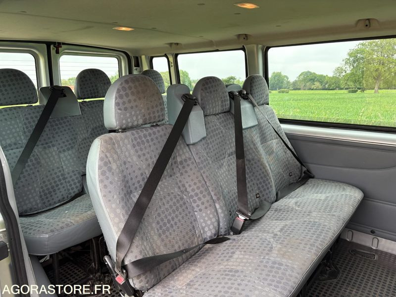 MINIBUS FORD TRANSIT Moteur neuf - מיניבוס, כלי רכב מסחרי לנוסעים: תמונה 3 MINIBUS FORD TRANSIT Moteur neuf - מיניבוס, כלי רכב מסחרי לנוסעים: תמונה 3