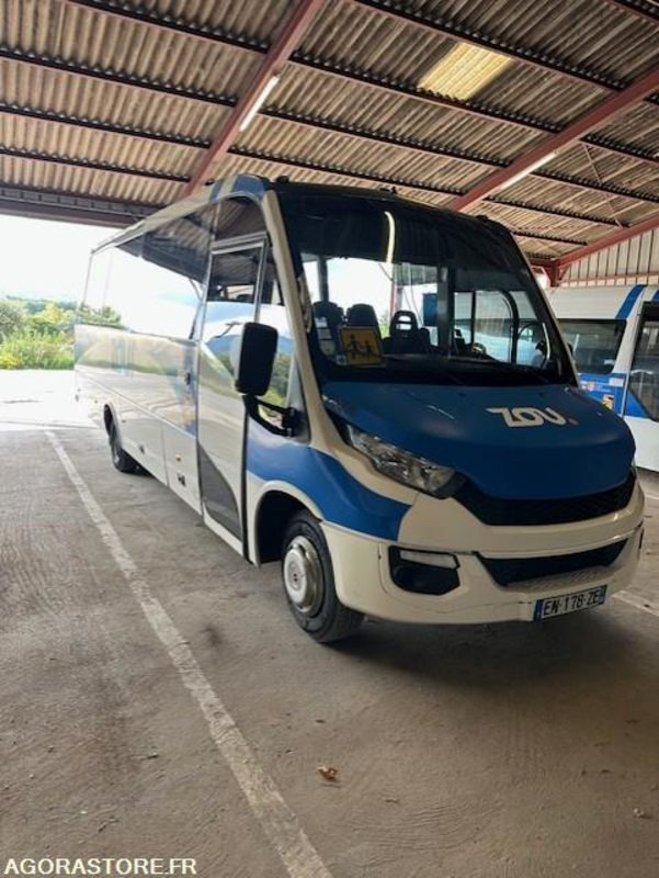 MINICARS IVECO BUS DAILY TOURYS 25396 MEC 2017 KM 277000 EN-178-ZE - מיניבוס, כלי רכב מסחרי לנוסעים: תמונה 2 MINICARS IVECO BUS DAILY TOURYS 25396 MEC 2017 KM 277000 EN-178-ZE - מיניבוס, כלי רכב מסחרי לנוסעים: תמונה 2