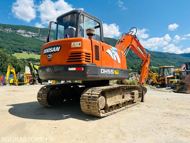 Mini pelle 5T DOOSAN DH55 - Année 2004 - מחפר: תמונה 4 Mini pelle 5T DOOSAN DH55 - Année 2004 - מחפר: תמונה 4