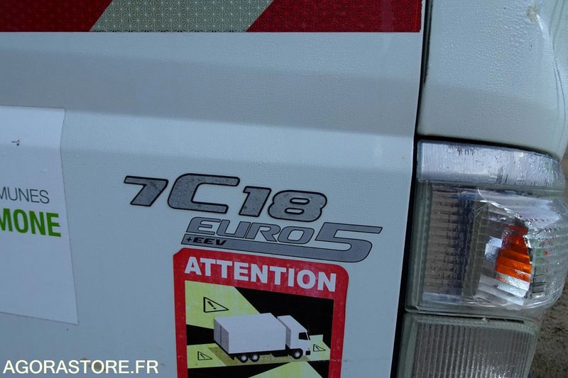 Mitsubishi Fuso - משאית אשפה: תמונה 3 Mitsubishi Fuso - משאית אשפה: תמונה 3