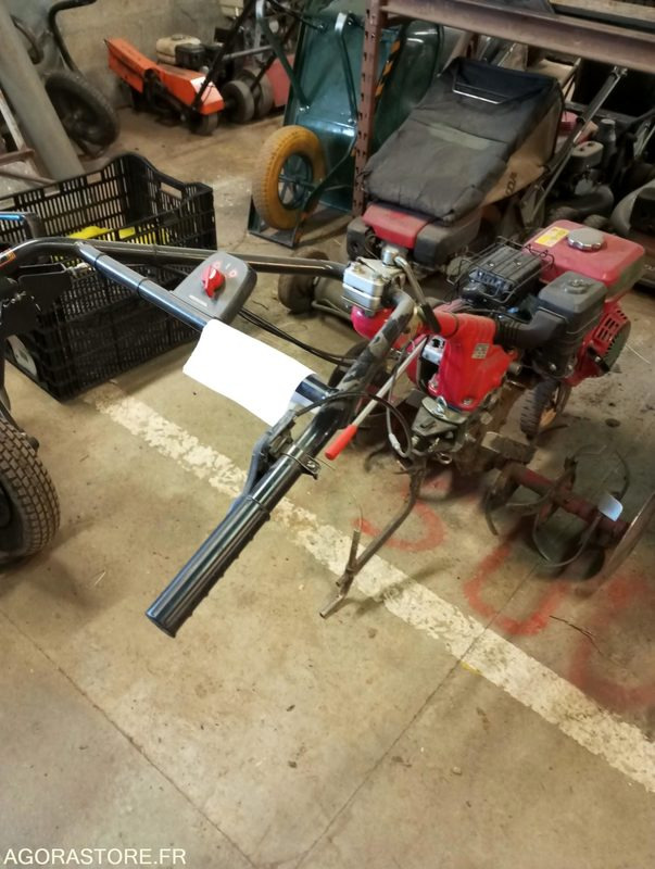 Motoculteur - ציוד לגינה: תמונה 3 Motoculteur - ציוד לגינה: תמונה 3