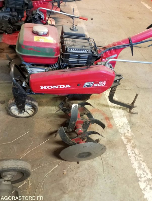 Motoculteur - ציוד לגינה: תמונה 1 Motoculteur - ציוד לגינה: תמונה 1