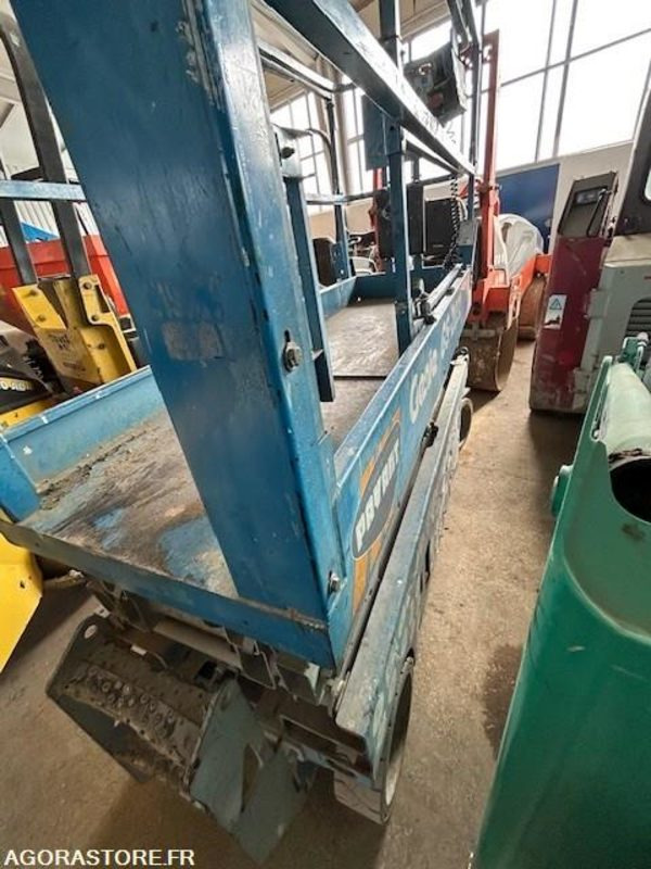 NACELLE CISEAUX GENIE GS-2032 423 HRS 2006 - מעלית מספריים: תמונה 3 NACELLE CISEAUX GENIE GS-2032 423 HRS 2006 - מעלית מספריים: תמונה 3