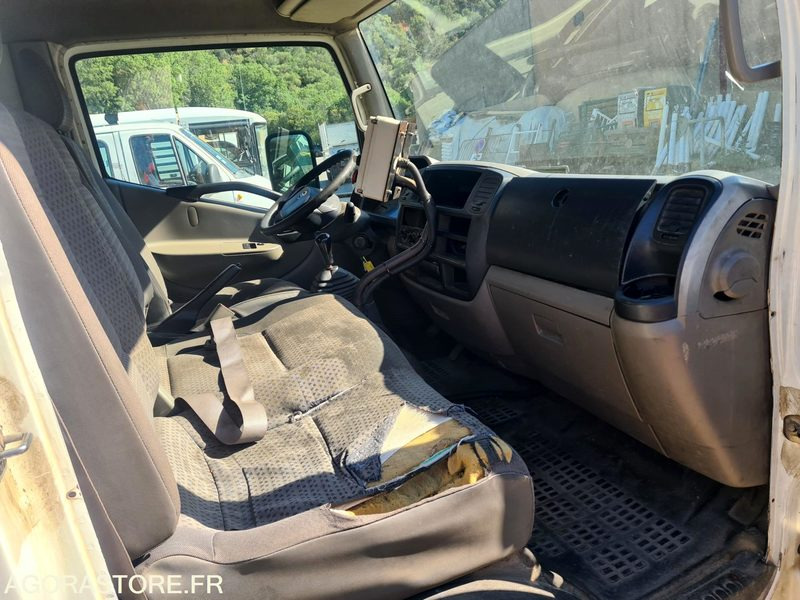 NISSAN - BOM - CABSTAR - כלי רכב מסחרי מזהיר: תמונה 4 NISSAN - BOM - CABSTAR - כלי רכב מסחרי מזהיר: תמונה 4