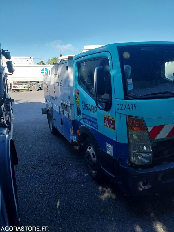NISSAN Cabstar 3T5 BAROCLEAN 2011 (400 000Km) NON ROULANT EXPORT EXCLUSIVEMENT - משאית ואקום: תמונה 3 NISSAN Cabstar 3T5 BAROCLEAN 2011 (400 000Km) NON ROULANT EXPORT EXCLUSIVEMENT - משאית ואקום: תמונה 3