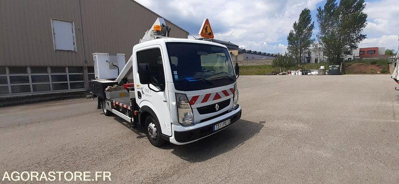 Nacelle Plateau RENAULT Maxity - 44000 km - 2008 - כלי רכב מסחרי: תמונה 4 Nacelle Plateau RENAULT Maxity - 44000 km - 2008 - כלי רכב מסחרי: תמונה 4