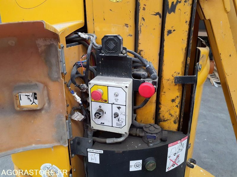 Nacelles à mât vertical GROVE TOUCAN 861 - פלטפורמה אווירית: תמונה 3 Nacelles à mât vertical GROVE TOUCAN 861 - פלטפורמה אווירית: תמונה 3