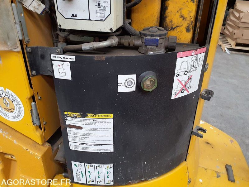 Nacelles à mât vertical GROVE TOUCAN 861 - פלטפורמה אווירית: תמונה 4 Nacelles à mât vertical GROVE TOUCAN 861 - פלטפורמה אווירית: תמונה 4