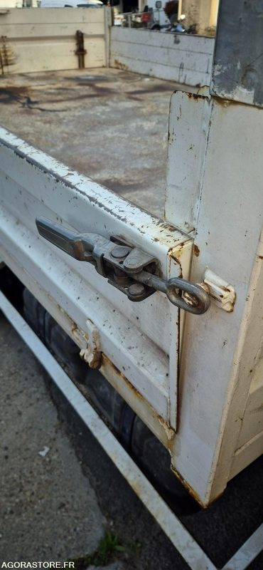 Nissan Cabstar - כלי רכב מסחרי מזהיר: תמונה 5 Nissan Cabstar - כלי רכב מסחרי מזהיר: תמונה 5