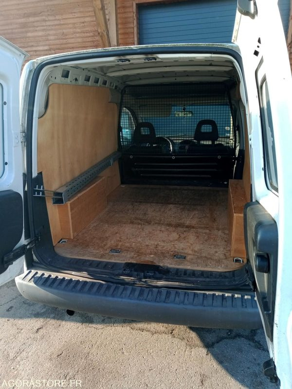 Opel Combo - כלי רכב מסחרי קטן: תמונה 3 Opel Combo - כלי רכב מסחרי קטן: תמונה 3