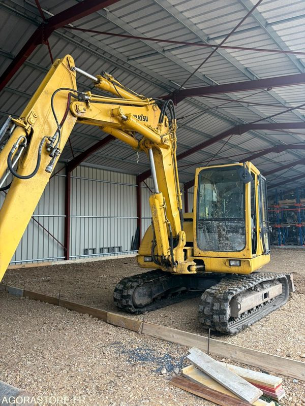 PELLE KOMATSU / 0333018 H / 2004 - מחפר: תמונה 1 PELLE KOMATSU / 0333018 H / 2004 - מחפר: תמונה 1