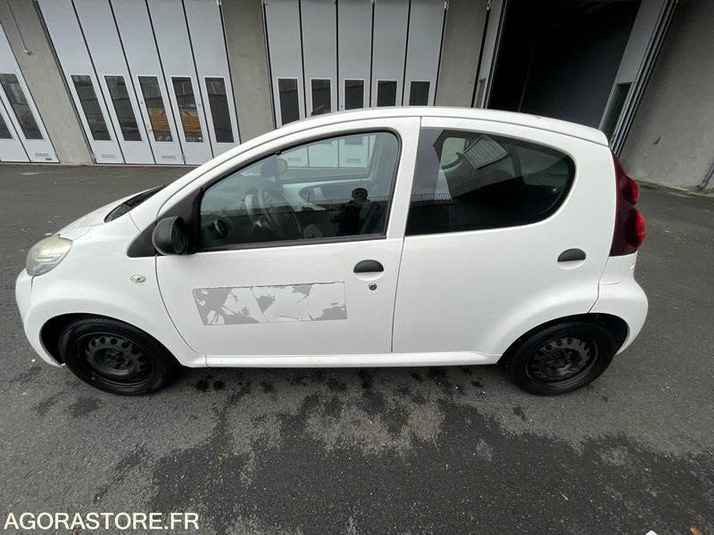 PEUGEOT 107 CL-310-LQ - מכונית: תמונה 3 PEUGEOT 107 CL-310-LQ - מכונית: תמונה 3