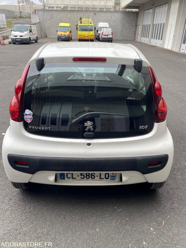 PEUGEOT 107 CL-586-LQ - מכונית: תמונה 3 PEUGEOT 107 CL-586-LQ - מכונית: תמונה 3