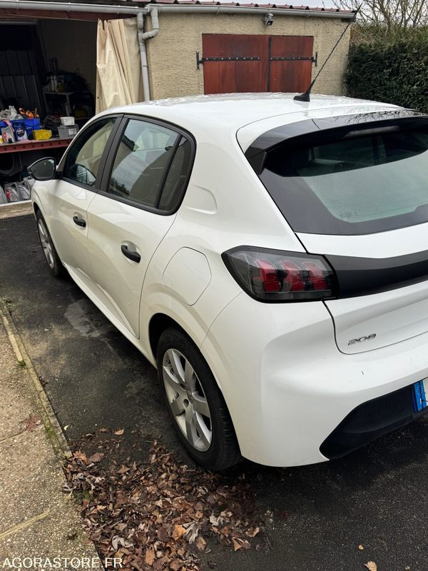 PEUGEOT - 208 - 2022 / 88000 KM - מכונית: תמונה 5 PEUGEOT - 208 - 2022 / 88000 KM - מכונית: תמונה 5