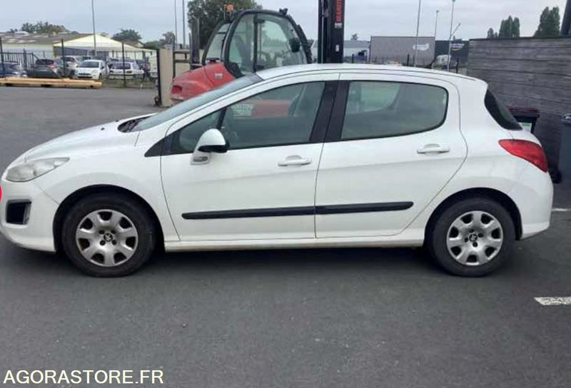 PEUGEOT 308 70 CV - 2011 / 241000 km - מכונית: תמונה 2 PEUGEOT 308 70 CV - 2011 / 241000 km - מכונית: תמונה 2