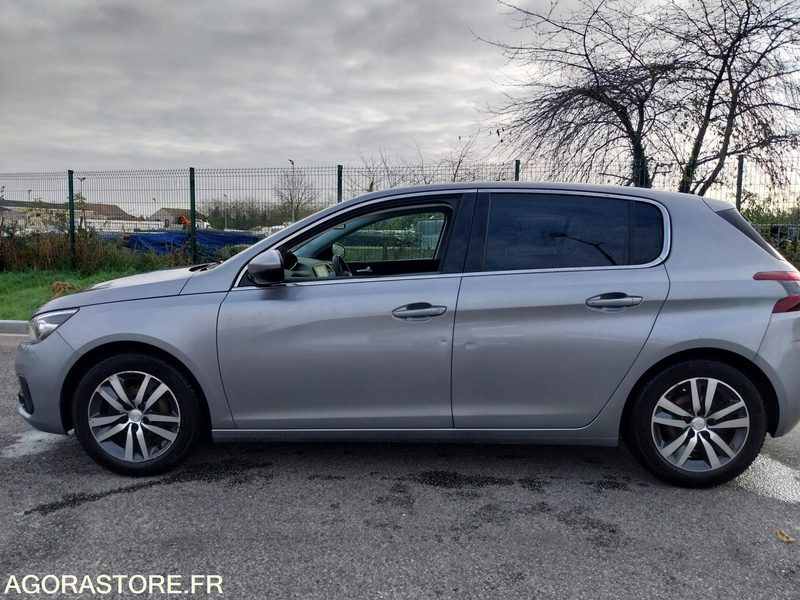 PEUGEOT 308 phase II - 110ch - 2019 - 172160km - ESSENCE - מכונית: תמונה 4 PEUGEOT 308 phase II - 110ch - 2019 - 172160km - ESSENCE - מכונית: תמונה 4