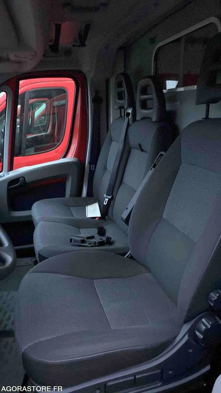 PEUGEOT BOXER - 2010 - כלי רכב מסחרי עם לוח: תמונה 5 PEUGEOT BOXER - 2010 - כלי רכב מסחרי עם לוח: תמונה 5