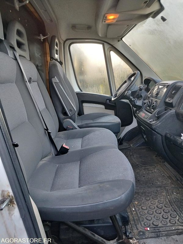 PEUGEOT BOXER III Phase 1/2 Fourgon - כלי רכב מסחרי עם לוח: תמונה 3 PEUGEOT BOXER III Phase 1/2 Fourgon - כלי רכב מסחרי עם לוח: תמונה 3