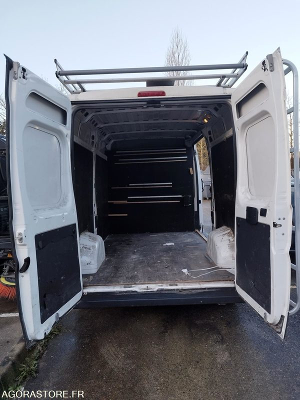 PEUGEOT BOXER III Phase 1/2 Fourgon - כלי רכב מסחרי עם לוח: תמונה 5 PEUGEOT BOXER III Phase 1/2 Fourgon - כלי רכב מסחרי עם לוח: תמונה 5