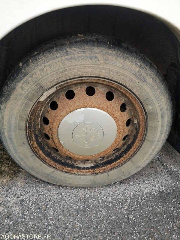 PEUGEOT FRIGORIFIQUE - כלי רכב מסחרי לקירור: תמונה 5 PEUGEOT FRIGORIFIQUE - כלי רכב מסחרי לקירור: תמונה 5