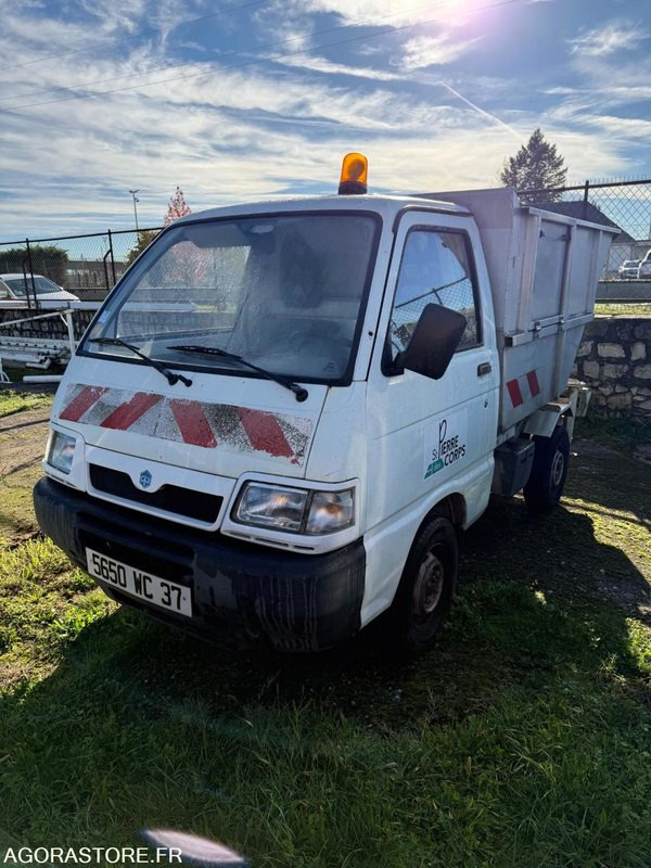 PIAGGIO PORTER - כלי רכב מסחרי מזהיר: תמונה 2 PIAGGIO PORTER - כלי רכב מסחרי מזהיר: תמונה 2