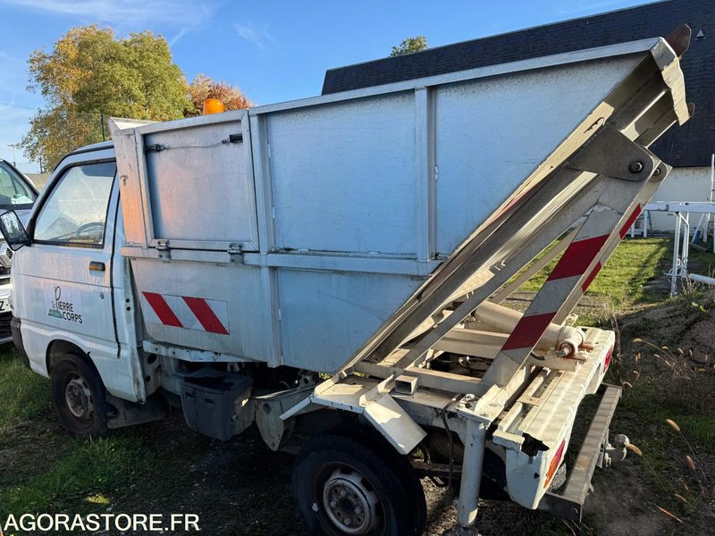 PIAGGIO PORTER - כלי רכב מסחרי מזהיר: תמונה 3 PIAGGIO PORTER - כלי רכב מסחרי מזהיר: תמונה 3