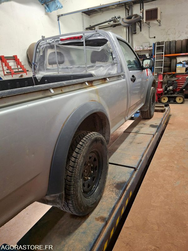 PICK UP D MAX ISUZU - טנדר: תמונה 4 PICK UP D MAX ISUZU - טנדר: תמונה 4