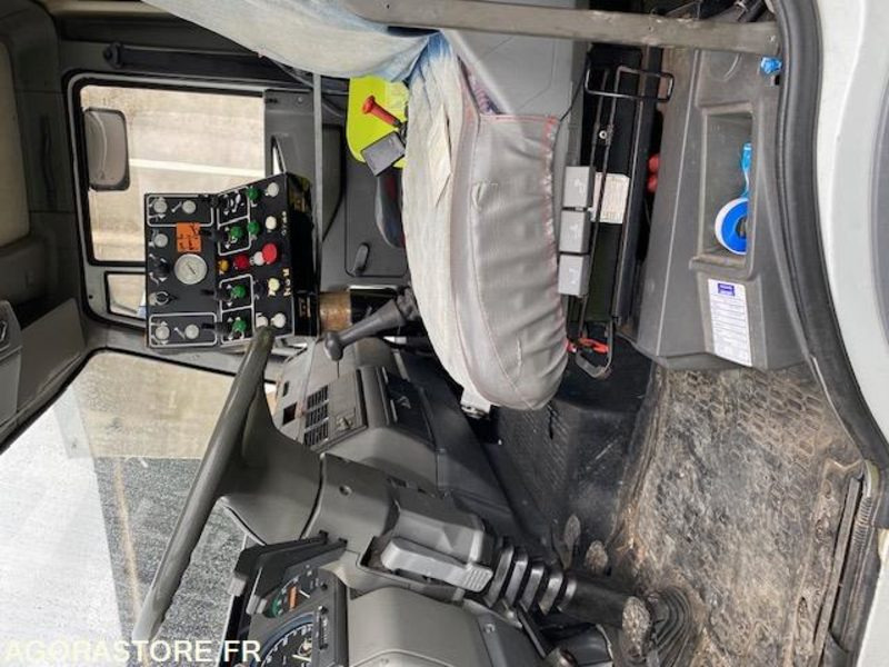 PL laveuse IVECO 100E15 1995 - משאית: תמונה 5 PL laveuse IVECO 100E15 1995 - משאית: תמונה 5