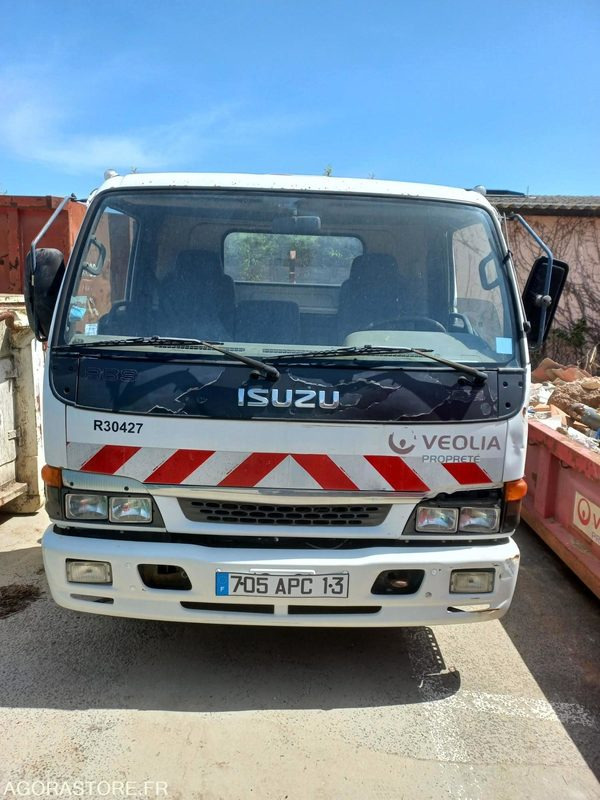 PORTEUR ISUZU 7T5 MOVI GUIMA DE 2005 - 130500 KM (R30427) - משאית: תמונה 1 PORTEUR ISUZU 7T5 MOVI GUIMA DE 2005 - 130500 KM (R30427) - משאית: תמונה 1