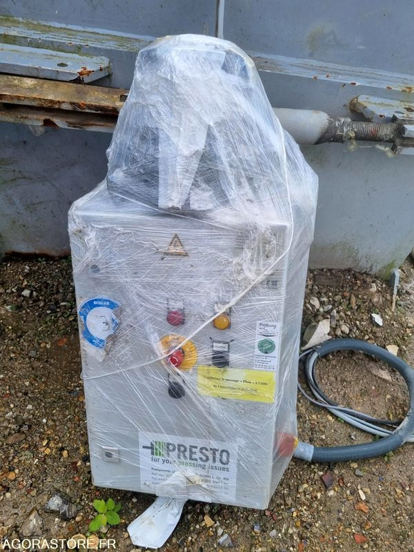 PRESSE A CARTON A VIS PRESTO SPN15 - 2009 - כלי/ ציוד: תמונה 3 PRESSE A CARTON A VIS PRESTO SPN15 - 2009 - כלי/ ציוד: תמונה 3