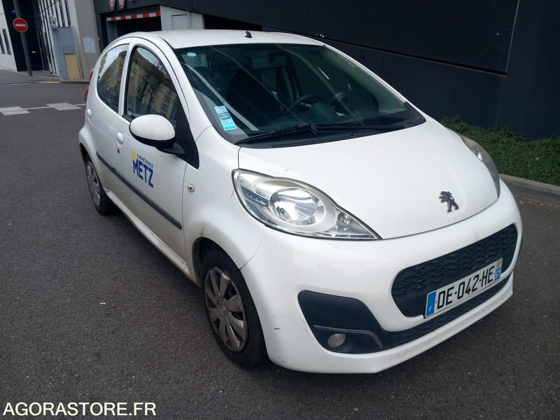 Peugeot 107 5 portes 1.0 i 12V 68 cv - 79300 km - sans CT- DE-042-HE - מכונית: תמונה 2 Peugeot 107 5 portes 1.0 i 12V 68 cv - 79300 km - sans CT- DE-042-HE - מכונית: תמונה 2