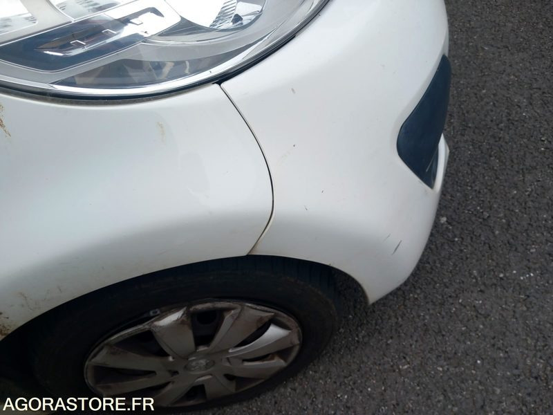 Peugeot 107 5 portes 1.0 i 12V 68 cv - 79300 km - sans CT- DE-042-HE - מכונית: תמונה 3 Peugeot 107 5 portes 1.0 i 12V 68 cv - 79300 km - sans CT- DE-042-HE - מכונית: תמונה 3