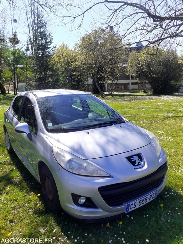 Peugeot 207 1.4 hdi 70 cv - מכונית: תמונה 1 Peugeot 207 1.4 hdi 70 cv - מכונית: תמונה 1