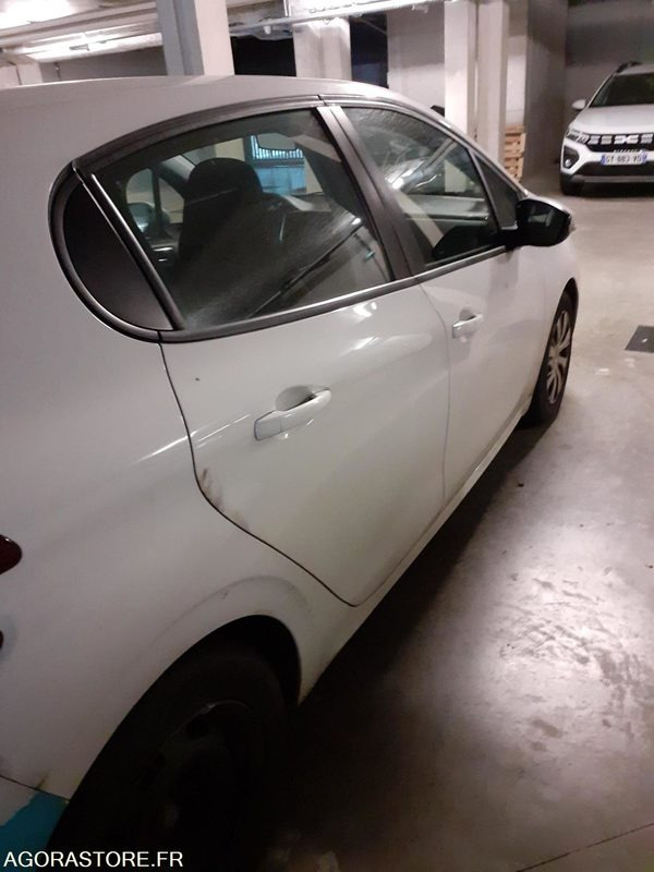Peugeot 208 - 2016 - 225495 kms - מכונית: תמונה 2 Peugeot 208 - 2016 - 225495 kms - מכונית: תמונה 2