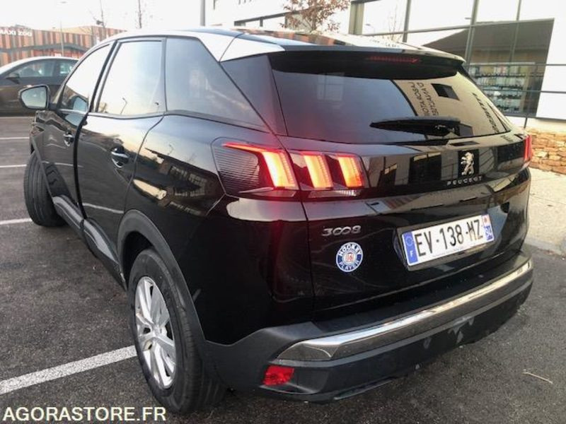 Peugeot 3008 BlueHdi 120 S&S Allure Business BOITE AUTO EAT8 - Courroie faite - מכונית: תמונה 4 Peugeot 3008 BlueHdi 120 S&S Allure Business BOITE AUTO EAT8 - Courroie faite - מכונית: תמונה 4