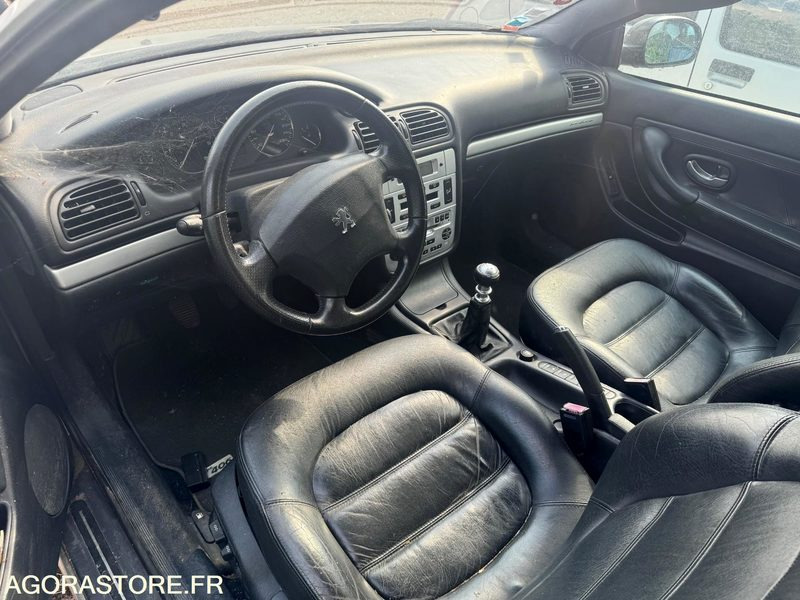 רכב קופה Peugeot 406 Coupé Phase 2 - 2.2 HDI - 271 000 Km: תמונה 6 רכב קופה Peugeot 406 Coupé Phase 2 - 2.2 HDI - 271 000 Km: תמונה 6
