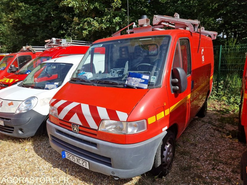 Peugeot Boxer- 2000 - 43336 - 3275XC27 - כלי רכב מסחרי עם לוח: תמונה 1 Peugeot Boxer- 2000 - 43336 - 3275XC27 - כלי רכב מסחרי עם לוח: תמונה 1