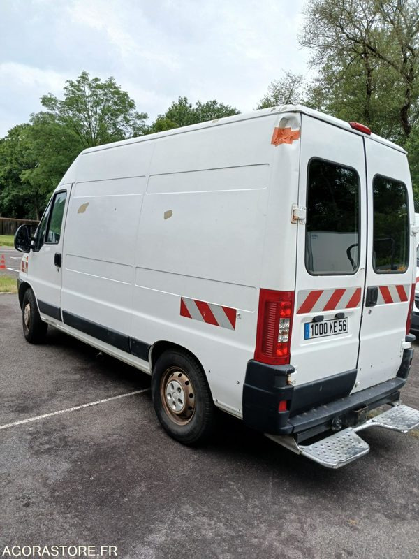 Peugeot Boxer (51802) - כלי רכב מסחרי עם לוח: תמונה 2 Peugeot Boxer (51802) - כלי רכב מסחרי עם לוח: תמונה 2