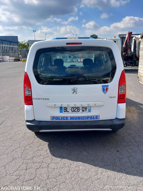Peugeot Partner BL028QY - כלי רכב מסחרי קטן: תמונה 5 Peugeot Partner BL028QY - כלי רכב מסחרי קטן: תמונה 5