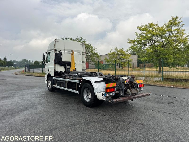 Porteur DAF CF460 19T Ampliroll GUIMA - 2009 - 801000km - משאית: תמונה 4 Porteur DAF CF460 19T Ampliroll GUIMA - 2009 - 801000km - משאית: תמונה 4