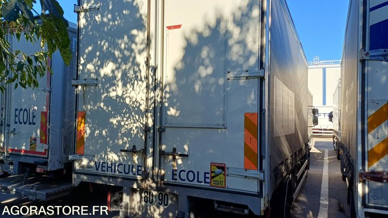 Porteur MIDLUM 290DXI - 2012 - 402501 kms (3866/CL-261-EP) - משאית: תמונה 5 Porteur MIDLUM 290DXI - 2012 - 402501 kms (3866/CL-261-EP) - משאית: תמונה 5